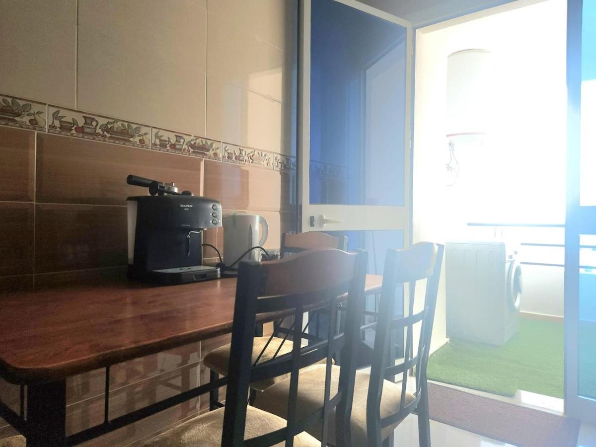 Spacious - Facing Corniche Apartment