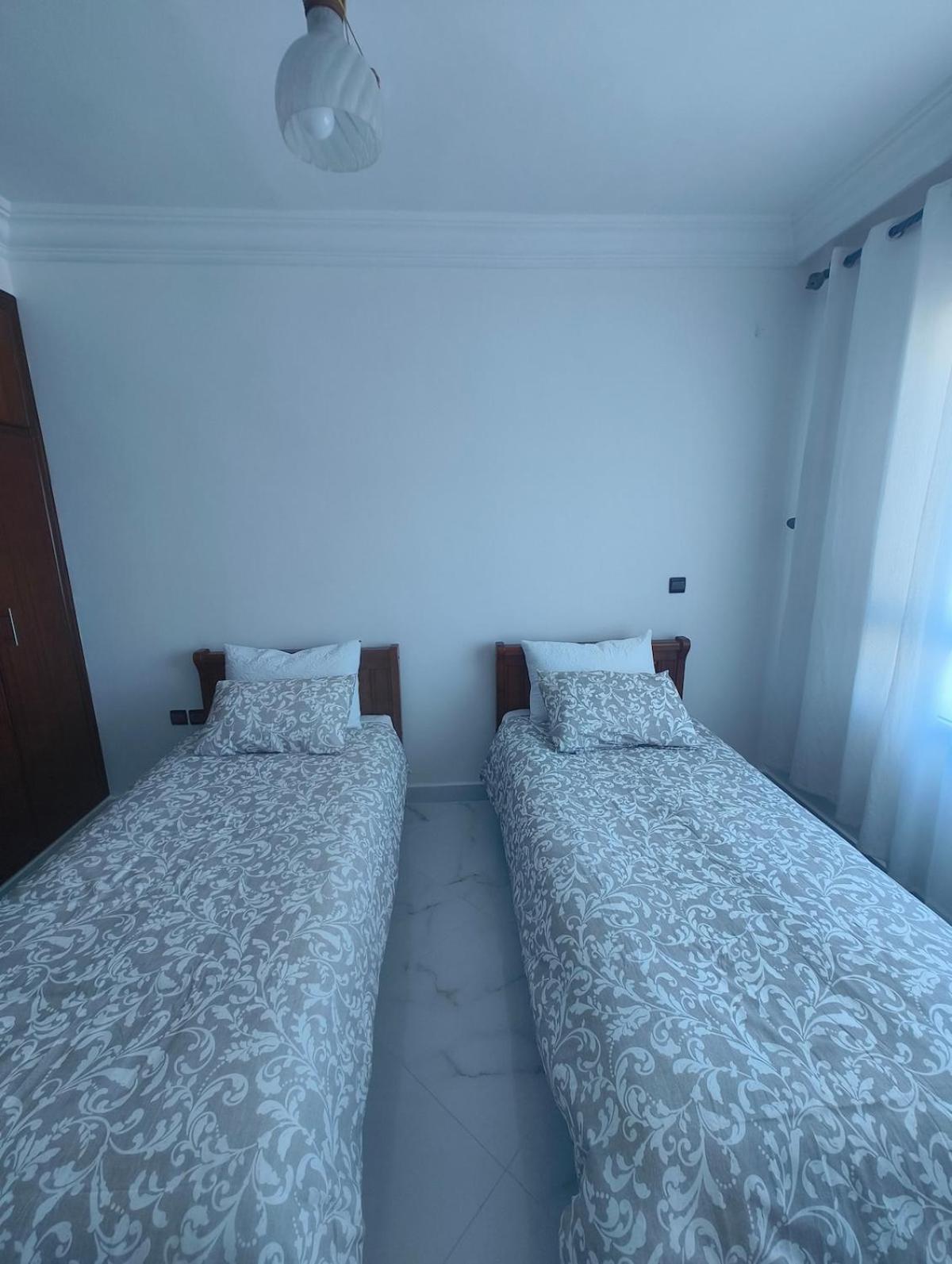 Apartment Spacious - Facing Corniche Tanger